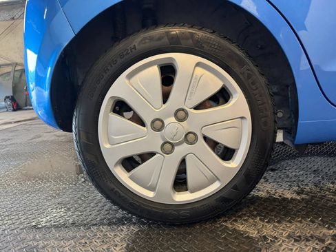 Used 2018 Chevrolet Spark LS FWD image 31