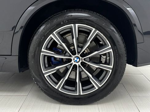 Used 2019 BMW X5 xDrive50i w/ M Sport Package image 45