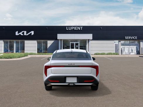 New 2025 Kia K4 EX image 8
