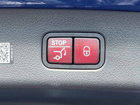 Certified 2026 Mercedes-Benz GLC 300 4MATIC image 25