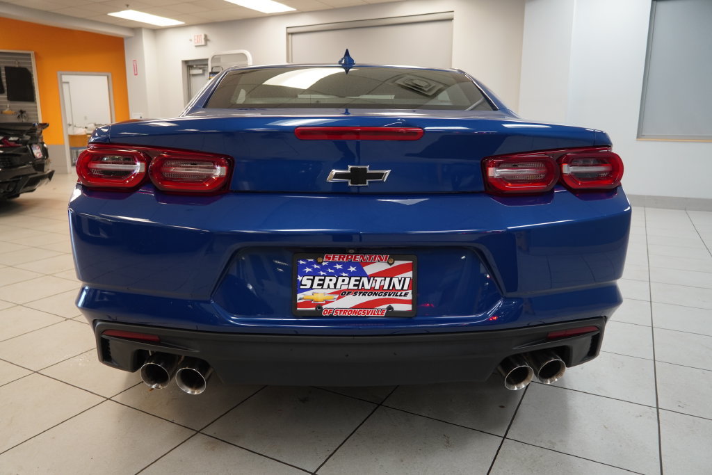 Used 2021 Chevrolet Camaro LT RWD image 16
