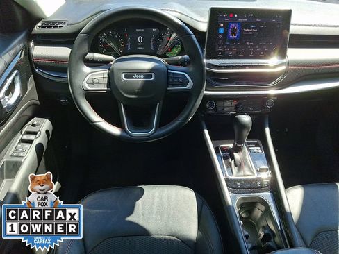 Used 2022 Jeep Compass Trailhawk w/ Sun and Sound Group AWD/4WD image 12