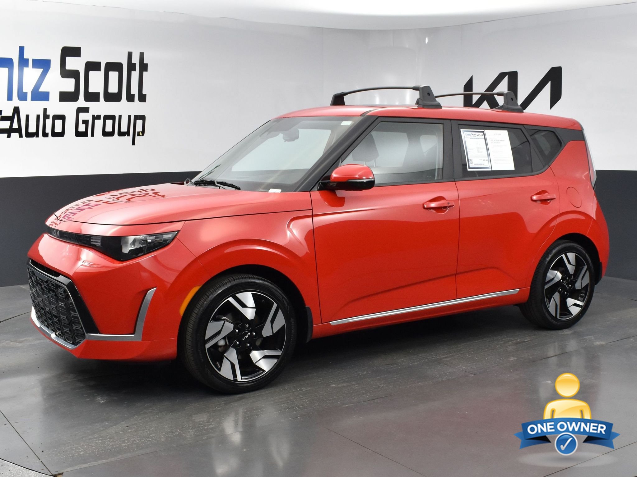 Used 2025 Kia Soul GT-Line FWD image 2