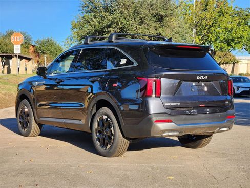 New 2026 Kia Sorento S image 6