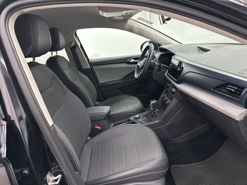 Used 2022 Volkswagen Taos SE image 28