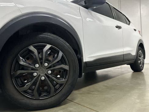 Used 2019 Nissan Kicks S FWD image 26