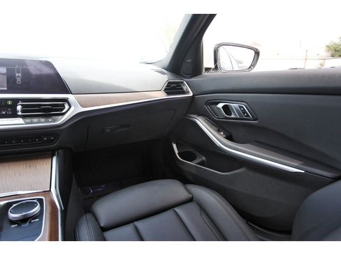 Used 2021 BMW 330i Sedan w/ Convenience Package image 12