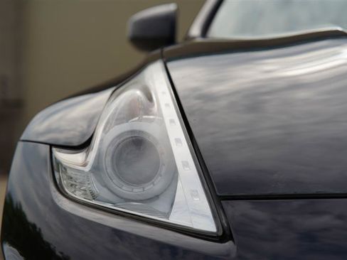 Used 2014 Nissan 370Z Touring w/ Sport Package RWD image 19