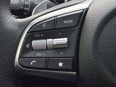 Used 2023 Genesis G70 3.3T w/ Sport Advanced Package image 26