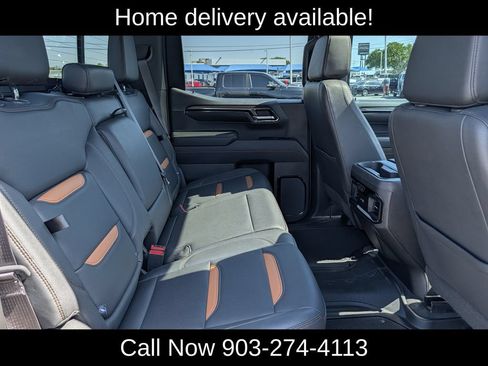 Used 2024 GMC Sierra 1500 AT4 w/ Technology Package AWD/4WD image 34