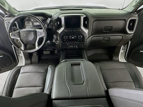 Used 2020 Chevrolet Silverado 1500 LT Trail Boss AWD/4WD image 15