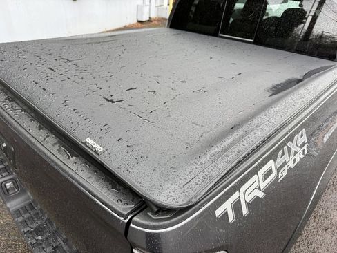 Certified 2022 Toyota Tacoma TRD Sport image 9