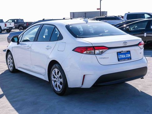 Used 2025 Toyota Corolla LE FWD image 6