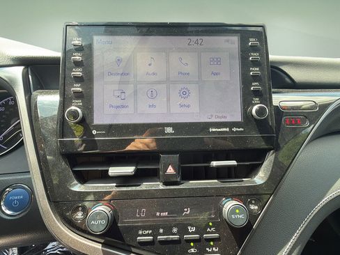 Used 2022 Toyota Camry XSE w/ Navigation Upgrade Package FWD image 23