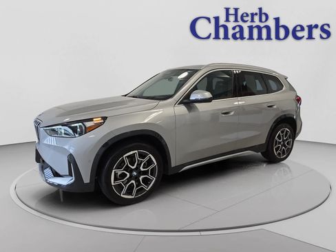 Certified 2026 BMW X1 xDrive28i AWD/4WD image 11