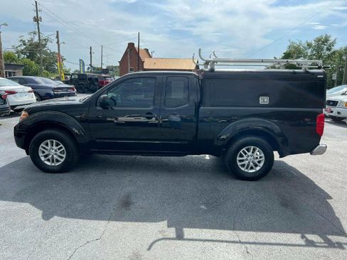 Used 2015 Nissan Frontier SV image 7