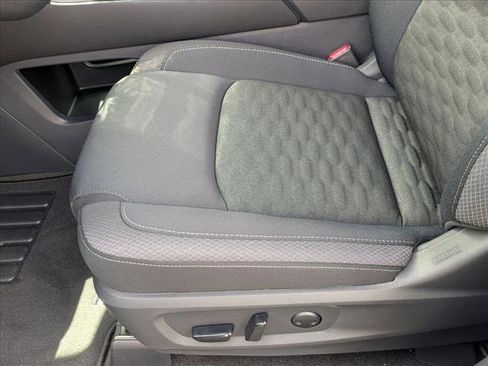 New 2026 Nissan Pathfinder SV FWD image 4