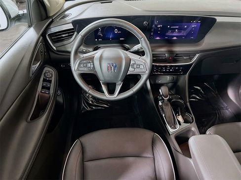 Used 2025 Buick Encore GX Avenir w/ Avenir Technology Package image 21