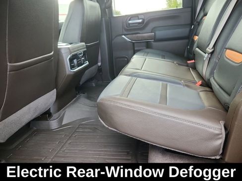 Used 2023 GMC Sierra 3500 Denali w/ Denali Ultimate Package image 12