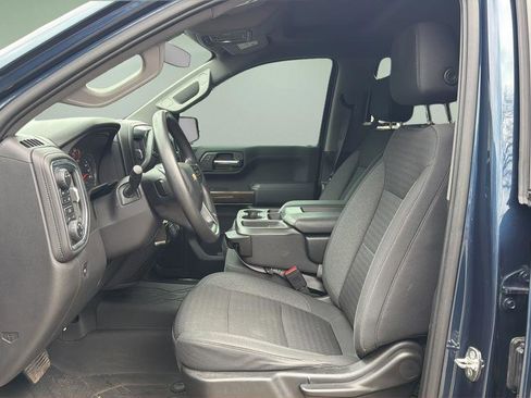 Used 2020 Chevrolet Silverado 1500 LT w/ LT Value Package image 11