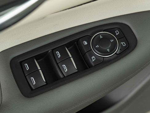 Used 2022 Cadillac XT5 Premium Luxury FWD image 37
