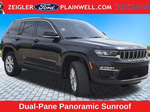 Used 2023 Jeep Grand Cherokee Limited AWD/4WD image 7