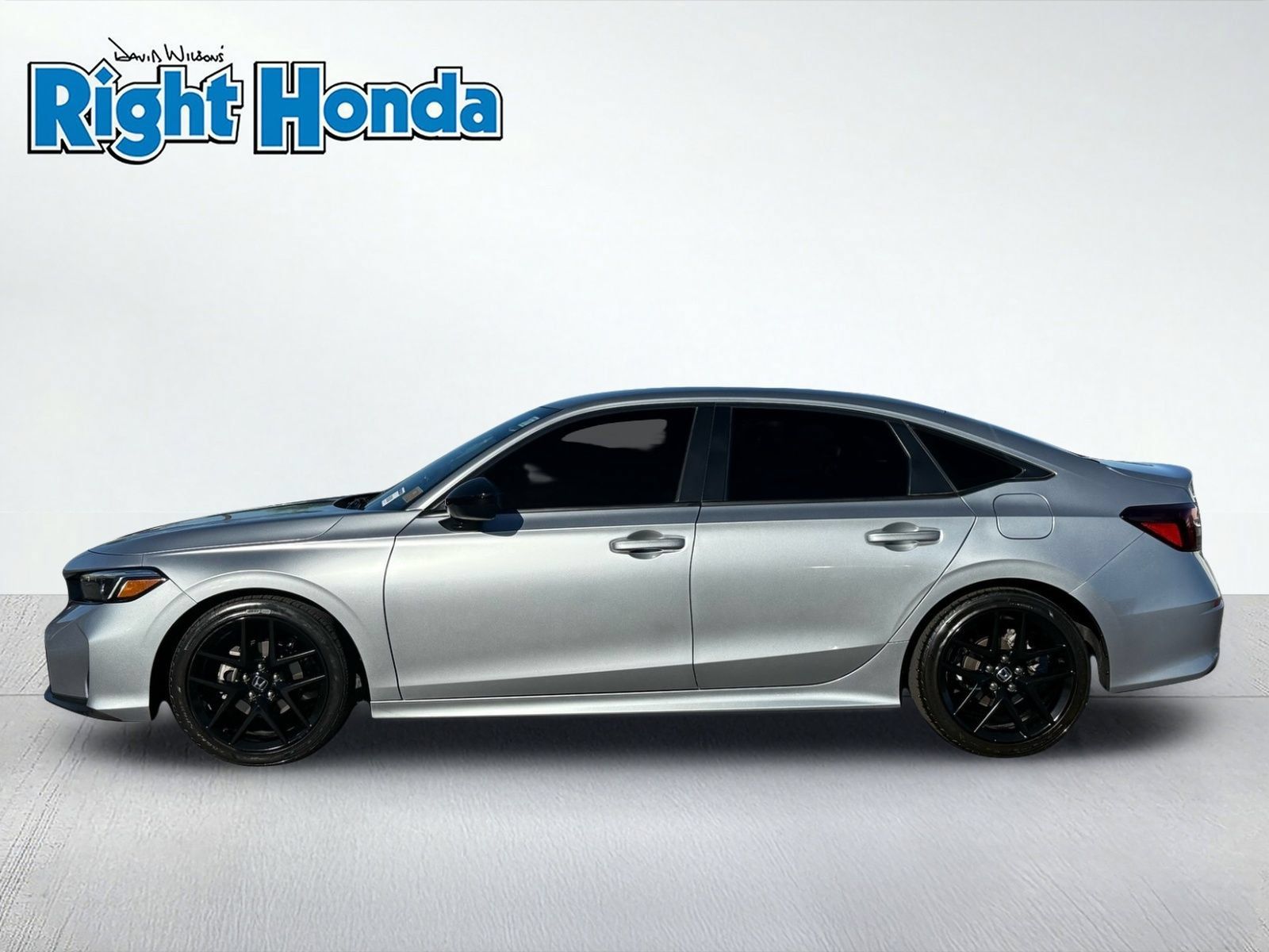Used 2025 Honda Civic Sport image 4