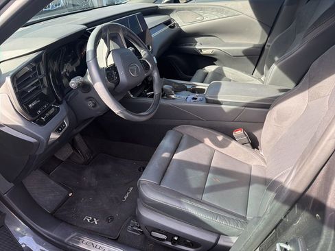 Used 2024 Lexus RX 350 w/ Convenience Package image 6