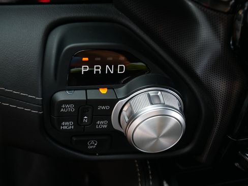 Used 2025 RAM 1500 Limited AWD/4WD image 24