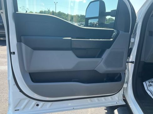 Used 2025 Ford F350 XL w/ XL Driver Assist Package AWD/4WD image 17