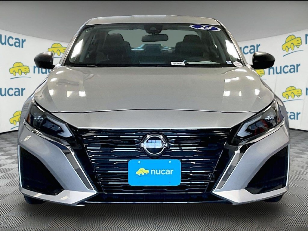 Certified 2024 Nissan Altima 2.5 SV FWD image 2