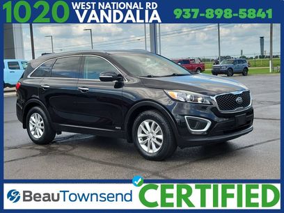 Used 2017 Kia Sorento AWD w/ LX Convenience Package