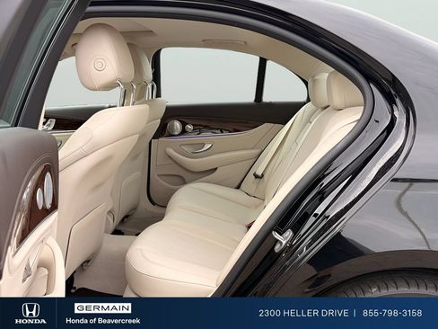 Used 2017 Mercedes-Benz E 300 image 7