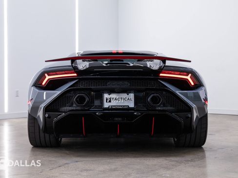Used 2023 Lamborghini Huracan Tecnica RWD image 13