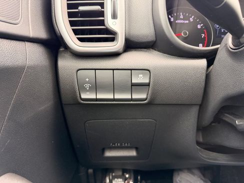 Used 2018 Kia Sportage LX w/ LX Popular Package FWD image 25
