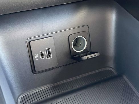 New 2026 Ford Explorer Active RWD image 20