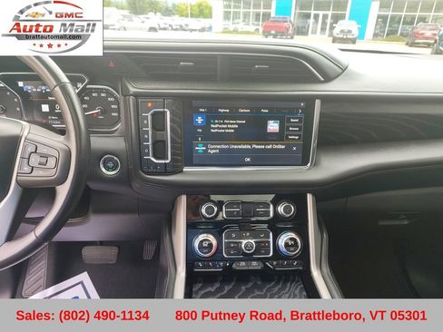 Used 2021 GMC Yukon XL Denali w/ Denali Premium Package AWD/4WD image 18
