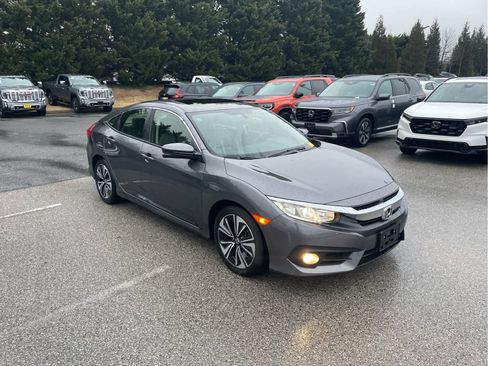 Used 2018 Honda Civic EX-L image 7