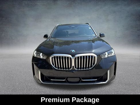 Used 2024 BMW X5 xDrive40i w/ Premium Package AWD/4WD image 10