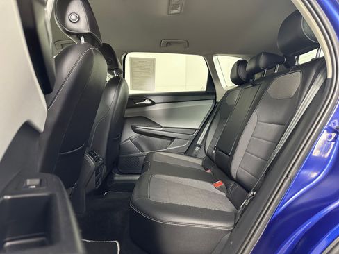 Used 2022 Volkswagen Taos SE image 12