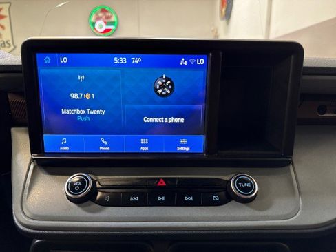 Used 2022 Ford Maverick Lariat w/ Lariat Luxury Package image 27