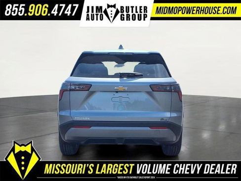 New 2026 Chevrolet Equinox LT w/ LPO, Floor Liner Package FWD image 4