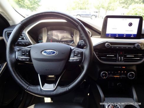 Used 2021 Ford Escape SEL AWD/4WD image 11