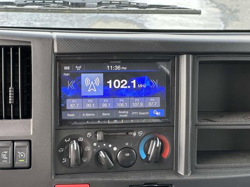 New 2025 Chevrolet Low Cab Forward image 7