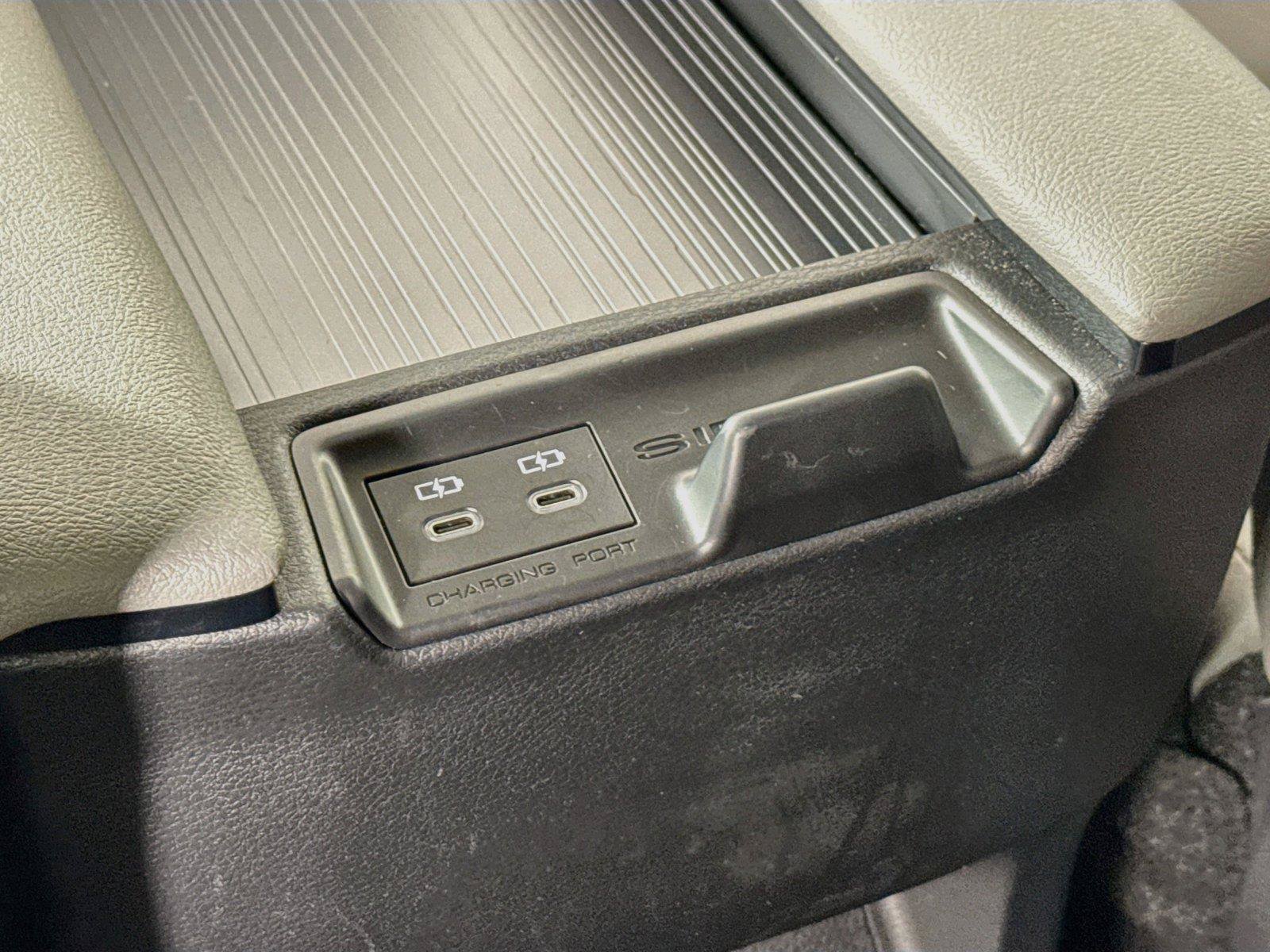Certified 2026 Toyota Sienna XLE FWD image 39