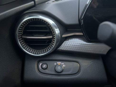 New 2026 Chevrolet Trax ACTIV image 14