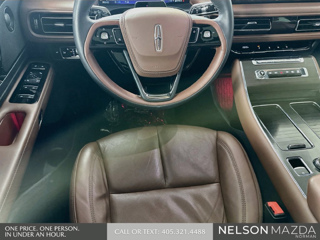 Used 2025 Lincoln Aviator Reserve w/ Illumination Package RWD image 25