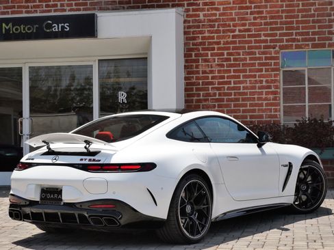 Used 2025 Mercedes-Benz AMG GT 63 S image 9