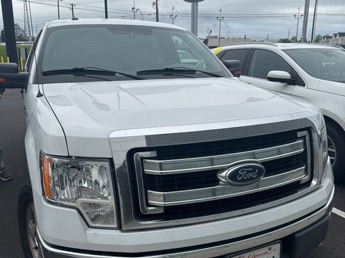 Used 2014 Ford F150 XLT w/ Equipment Group 301A Mid RWD image 2