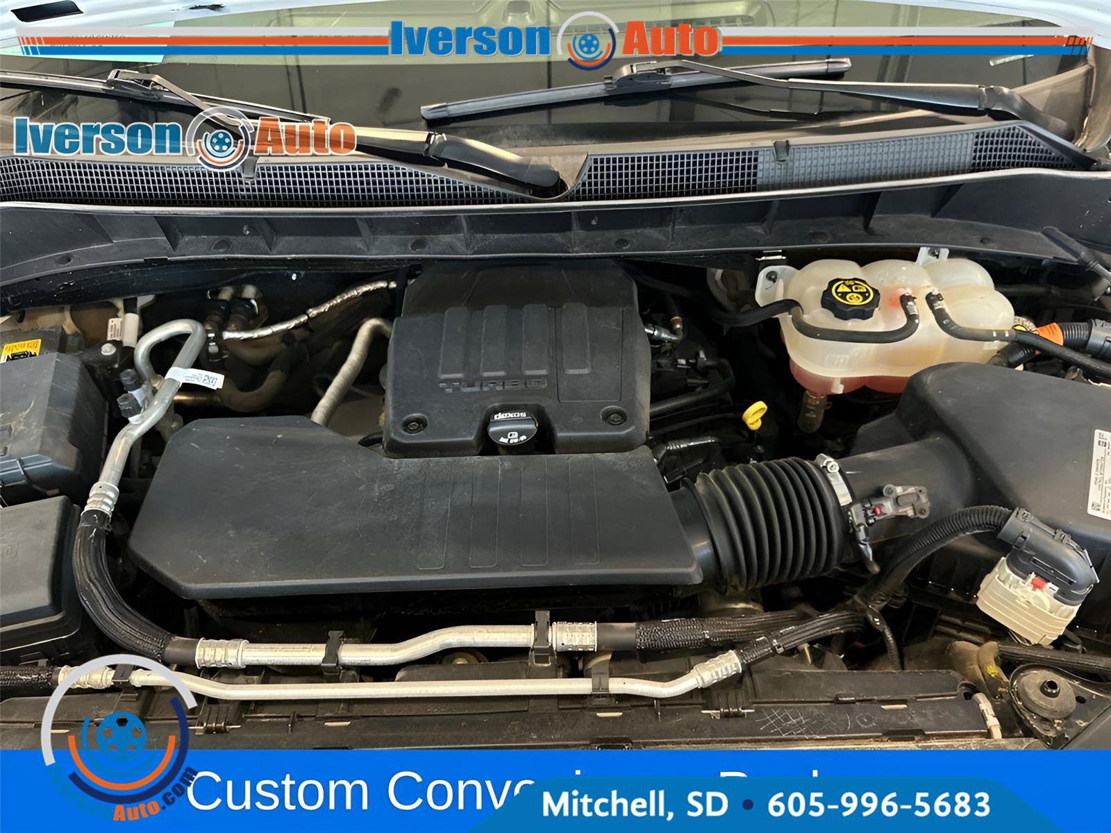 Used 2021 Chevrolet Silverado 1500 Custom AWD/4WD image 13